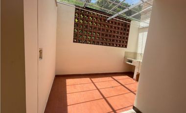 Casa en renta Sabaneta, sector parte baja.