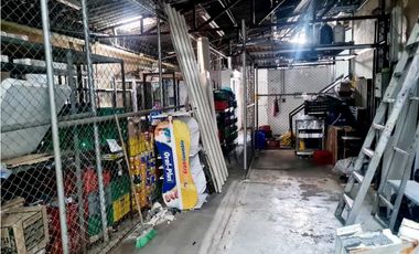 Vendemos amplio Local esquinero en Los Andes norte de Cali