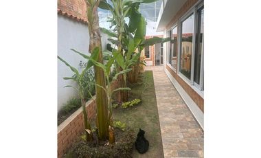 En venta hermosa casa amplia en conjunto residencial