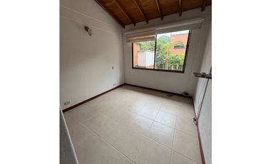 Casa en Arriendo en Envigado sector Loma del Chocho