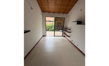 Casa en Arriendo en Envigado sector Loma del Chocho