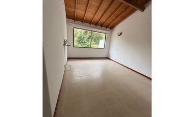 Casa en Arriendo en Envigado sector Loma del Chocho
