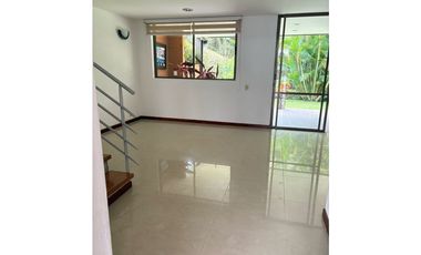 Casa en Arriendo en Envigado sector Loma del Chocho
