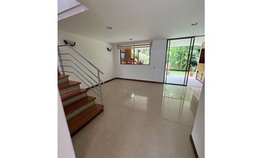 Casa en Arriendo en Envigado sector Loma del Chocho