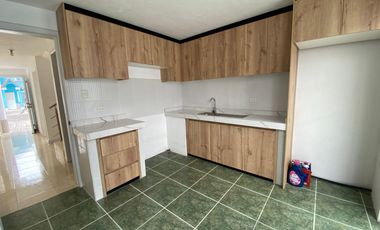 CASA EN VENTA CALDERON