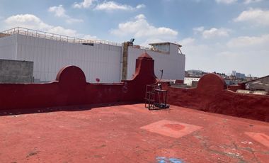 Edificio en Venta en el Centro Histórico – Zona de Alta Actividad Comercial