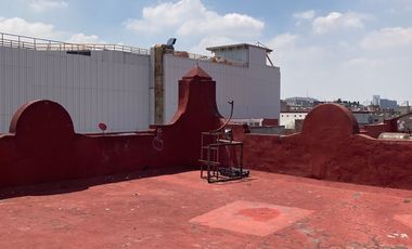 Edificio en Venta en el Centro Histórico – Zona de Alta Actividad Comercial