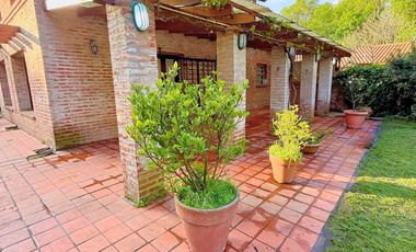 Alquiler - Casa 3 ambientes - Zona El Grosellar