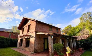 Alquiler - Casa 3 ambientes - Zona El Grosellar