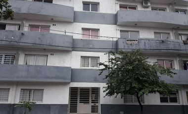 AMPLIO DEPARTAMETO EN SAN VICENTE.- ZONA CENTRICA!!!