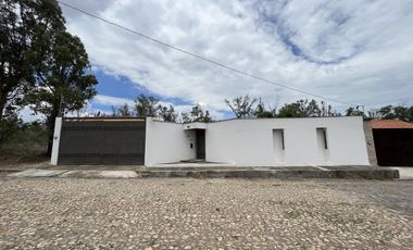 VENTA DE CASA EN IXTLAHUACAN DE LOS MEMBRILLOS, JALISCO