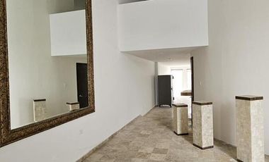 CASA EN RENTA EN LOMAS DE ANGELOPOLIS