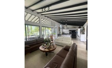 VENTA DE FINCA INDEPENDIENTE EN EL RETIRO VEREDA NAZARETH 
