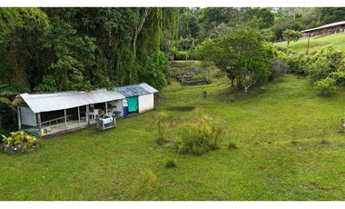 Venta Casa Campestre La Elvira (GHE)