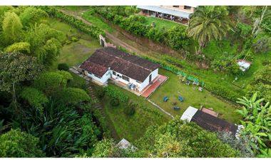 Venta Casa Campestre La Elvira (GHE)