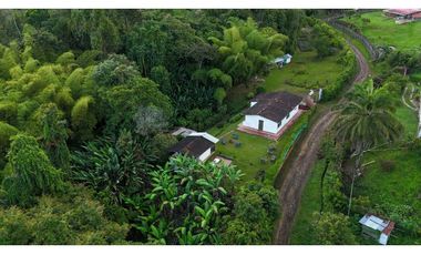 Venta Casa Campestre La Elvira (GHE)