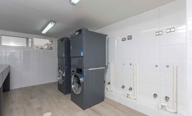 Av. Américo Vespucio (1 Est /1 Bod) [361-1]