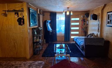 Casa de Dos pisos, en Colbún