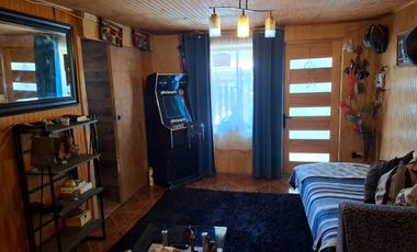 Casa de Dos pisos, en Colbún