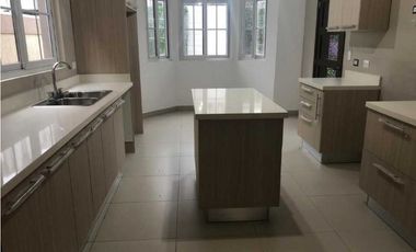 Venta de casa Residenciales El Doral, Costa Sur