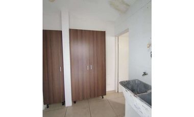 Venta de casa en Brisas del Golf Norte (PH Mont Blanc) GTA