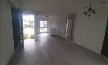 ALQUILO CASA NUEVA EN ARRAIJAN HATO MONTAÑA VERONA 2R CON LINEA BLANCA