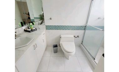 Se vende apto en.edf Mirage