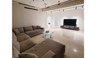 Se vende apto en.edf Mirage