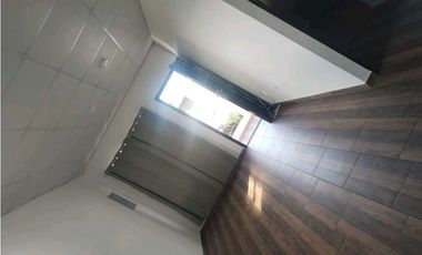 ALQUILO.CASA 2HAB ALTO.BOQUETE