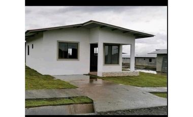 ALQUILO.CASA 2HAB ALTO.BOQUETE