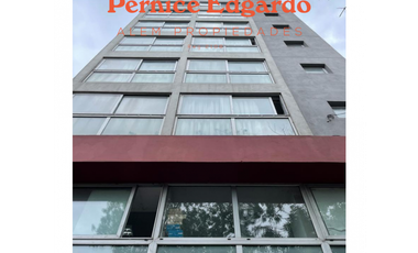 Venta edificio de oficinas más local. Zona Macrocentro.