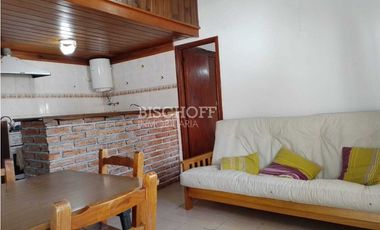 DEPARTAMENTO 2 AMBIENTES CON ENTREPISO (contra frente)