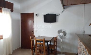 DEPARTAMENTO 2 AMBIENTES CON ENTREPISO (contra frente)