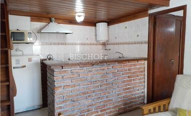 DEPARTAMENTO 2 AMBIENTES CON ENTREPISO (contra frente)