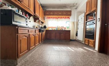 VENTA/ CHALET 4 AMBIENTES A RECICLAR / MAR DEL PLATA