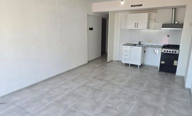 Monoambiente en alquiler en Moron Centro