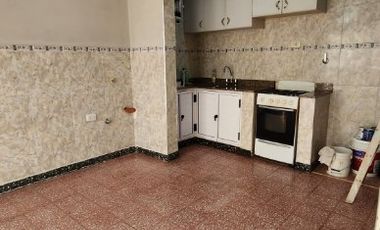 Casa en alquiler en Lanus Oeste