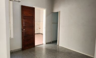 Casa en alquiler en Lanus Oeste