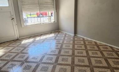 Casa en alquiler en Lanus Oeste