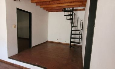 Alquiler Lanús Casa 5 ambientes Jardín Qcho Parri