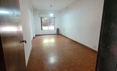 Alquiler Lanús Casa 5 ambientes Jardín Qcho Parri