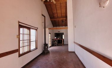 Alquiler Lanús Casa 5 ambientes Jardín Qcho Parri