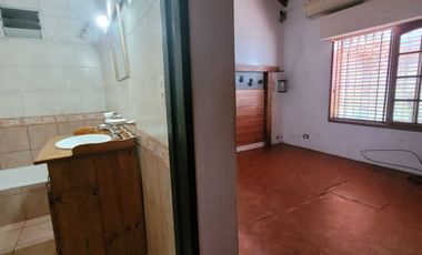 Alquiler Lanús Casa 5 ambientes Jardín Qcho Parri