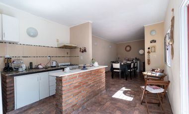 Venta de P.H. de 4 dormitorios en barrio Abasto