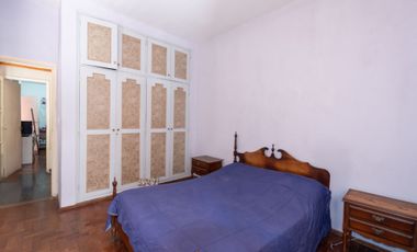 Venta de P.H. de 4 dormitorios en barrio Abasto