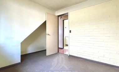 Casa en Venta en COD39233 REBAJADA EN VENTA con aptitud COMERCIAL !!! en Avenida Pedro de Valdivia
