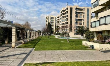 Departamento en Venta en Av. Americo Vespucio 700