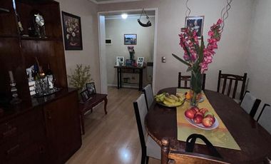 Departamento en Venta en Av. Americo Vespucio 700