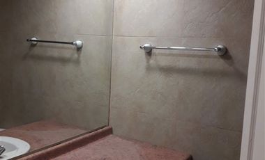 Industrial en Arriendo en Parque Industrial la Reina, ELECTRICIDAD TRIFASICA en 700 mt2 de terreno.