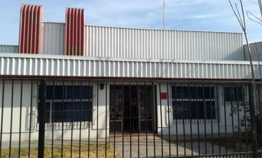 Industrial en Arriendo en Parque Industrial la Reina, ELECTRICIDAD TRIFASICA en 700 mt2 de terreno.
